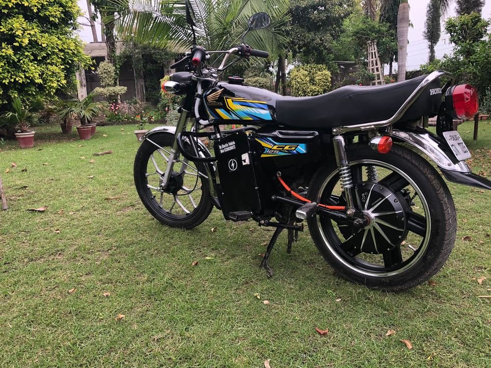 Honda CG125 EV conversion side view